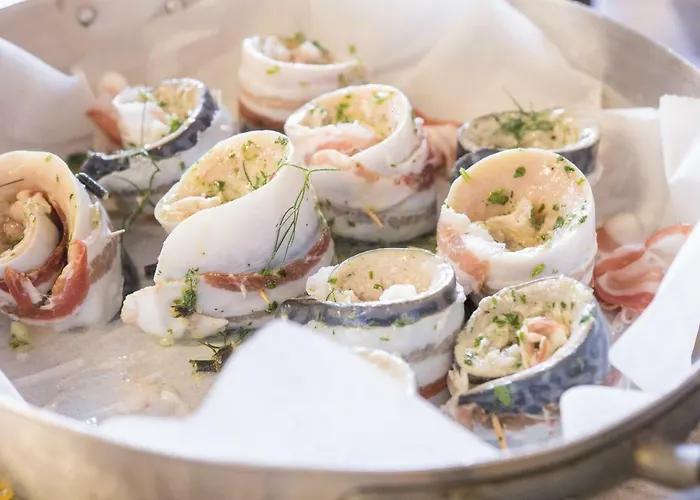 Отель Solidea 3*