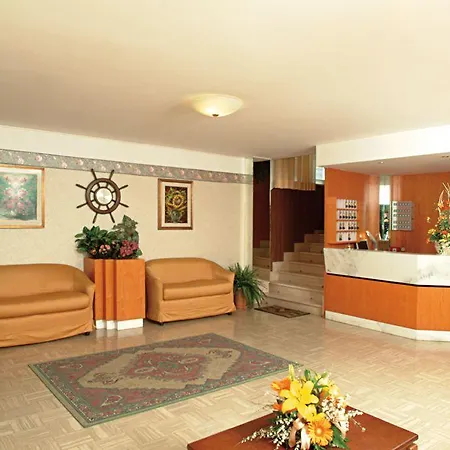 索类迪雅酒店 酒店 里米尼