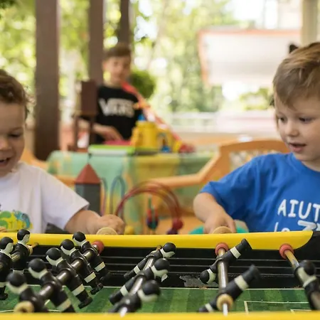 索类迪雅酒店 里米尼